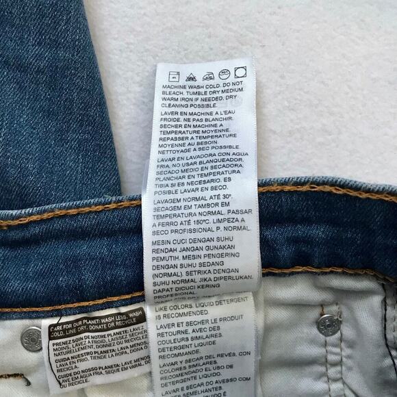 Levi's NWOT 505 Medium Wash Straight Jeans Men 32 x 32 - Picture 9 of 9